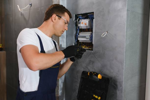 Best Emergency Electrical Repair  in Warren, OH